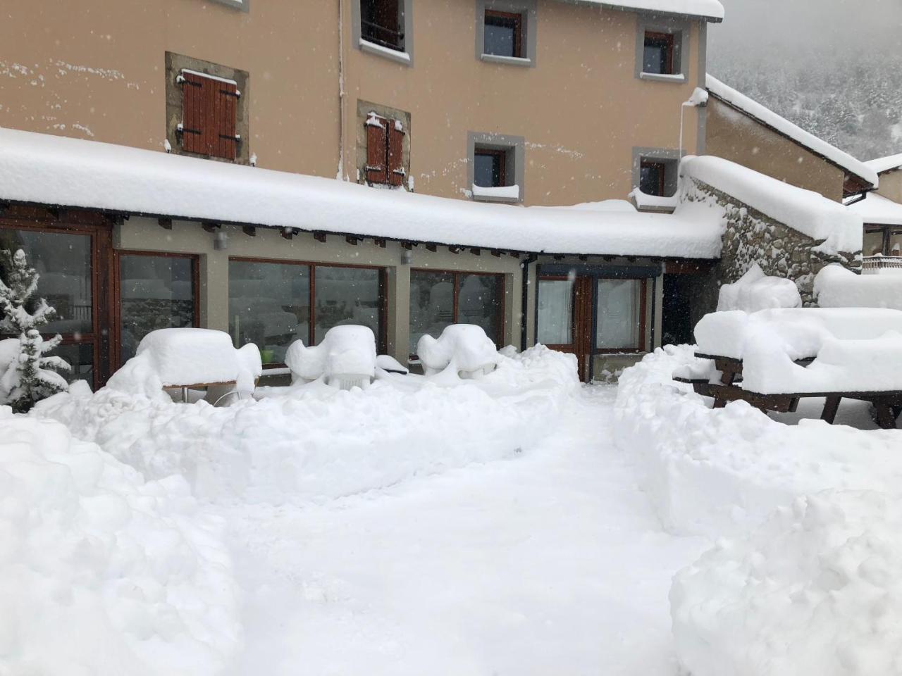 Le Campcardos Hotel Porta Екстериор снимка